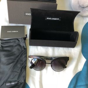 NWT Dolce & Gabbana Sequin Black sunglasses 50mm